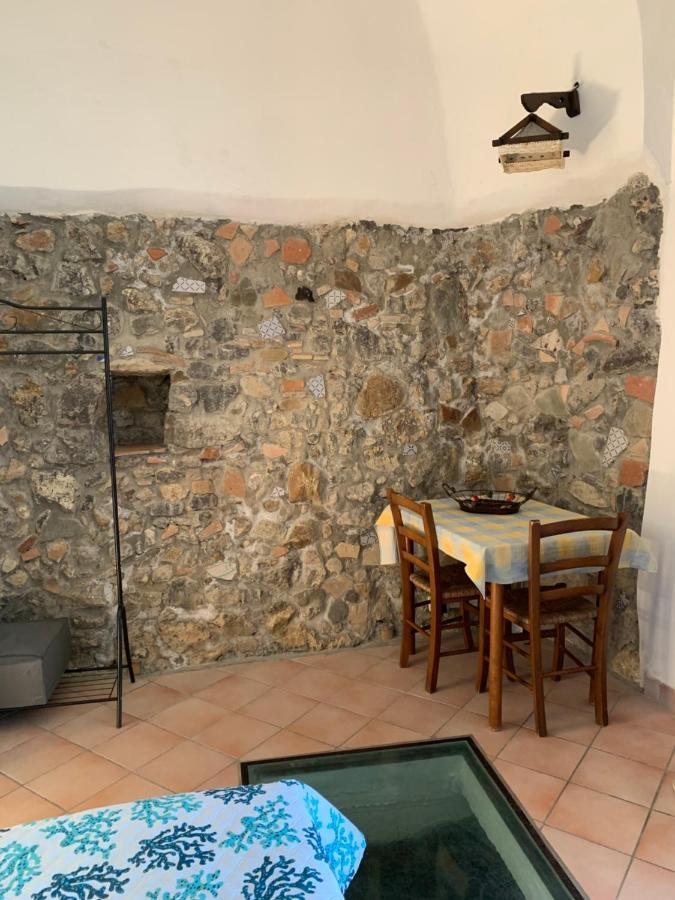 Pied-A-Terre Sul Mare Apartment Cefalu Ngoại thất bức ảnh